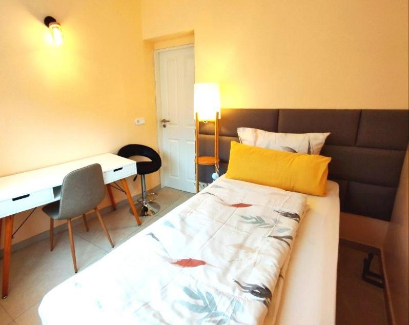 River View Near Frankfurt -- 3 Zimmer -- 4 Betten Und 1 Groesse Schlafcouch Hainburg ภายนอก รูปภาพ